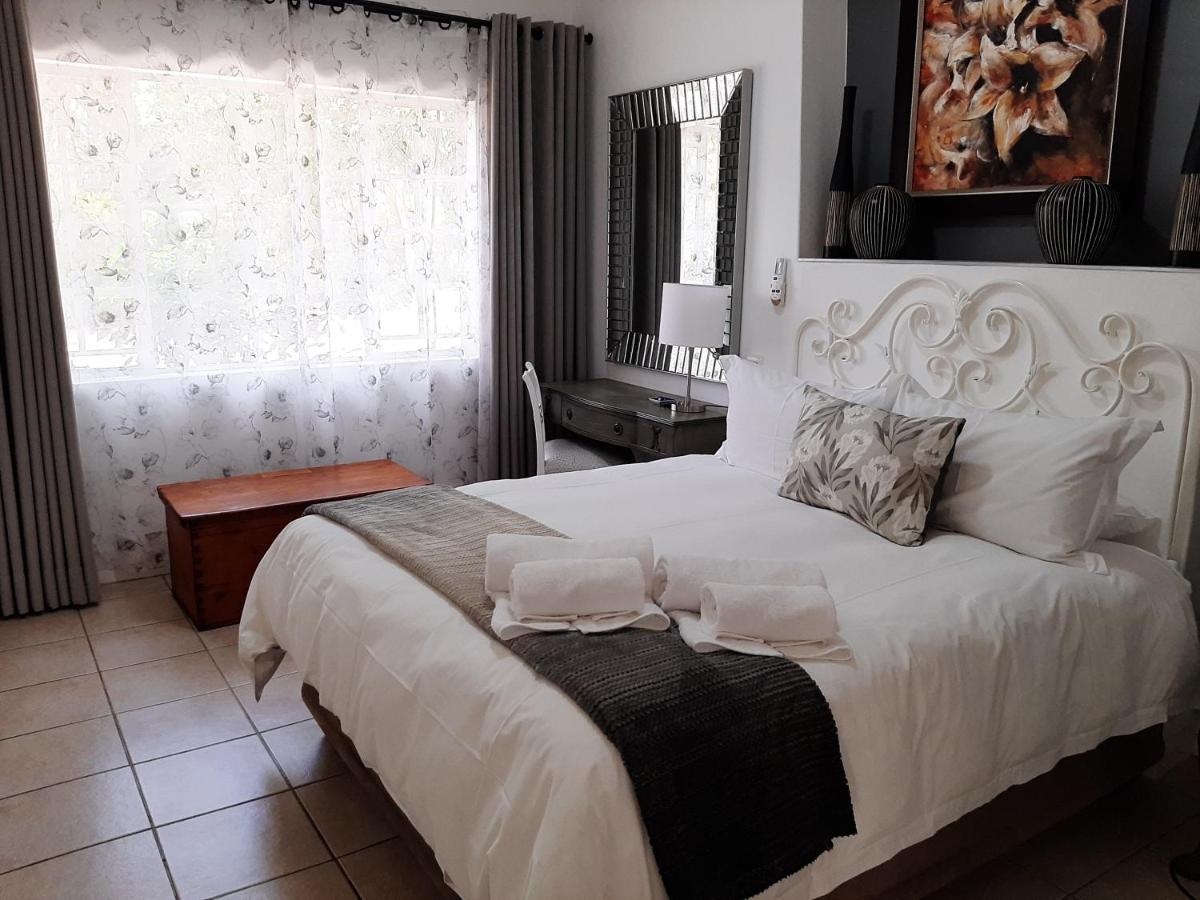 At 98 On Lynburn Guest House Pretoria Luaran gambar