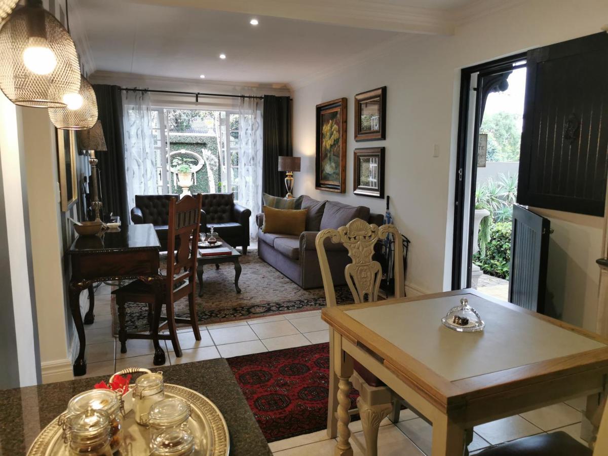 At 98 On Lynburn Guest House Pretoria Luaran gambar