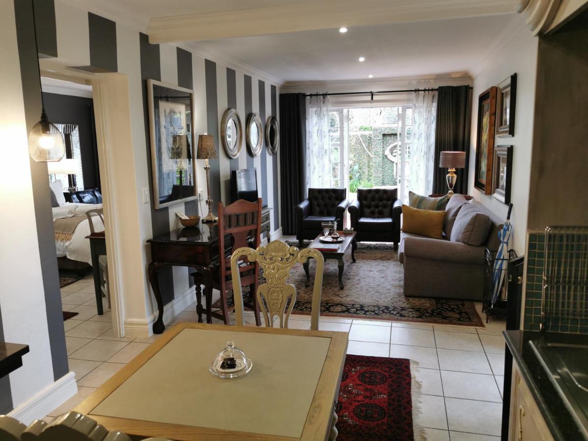At 98 On Lynburn Guest House Pretoria Luaran gambar
