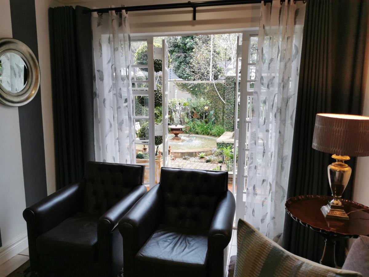 At 98 On Lynburn Guest House Pretoria Luaran gambar