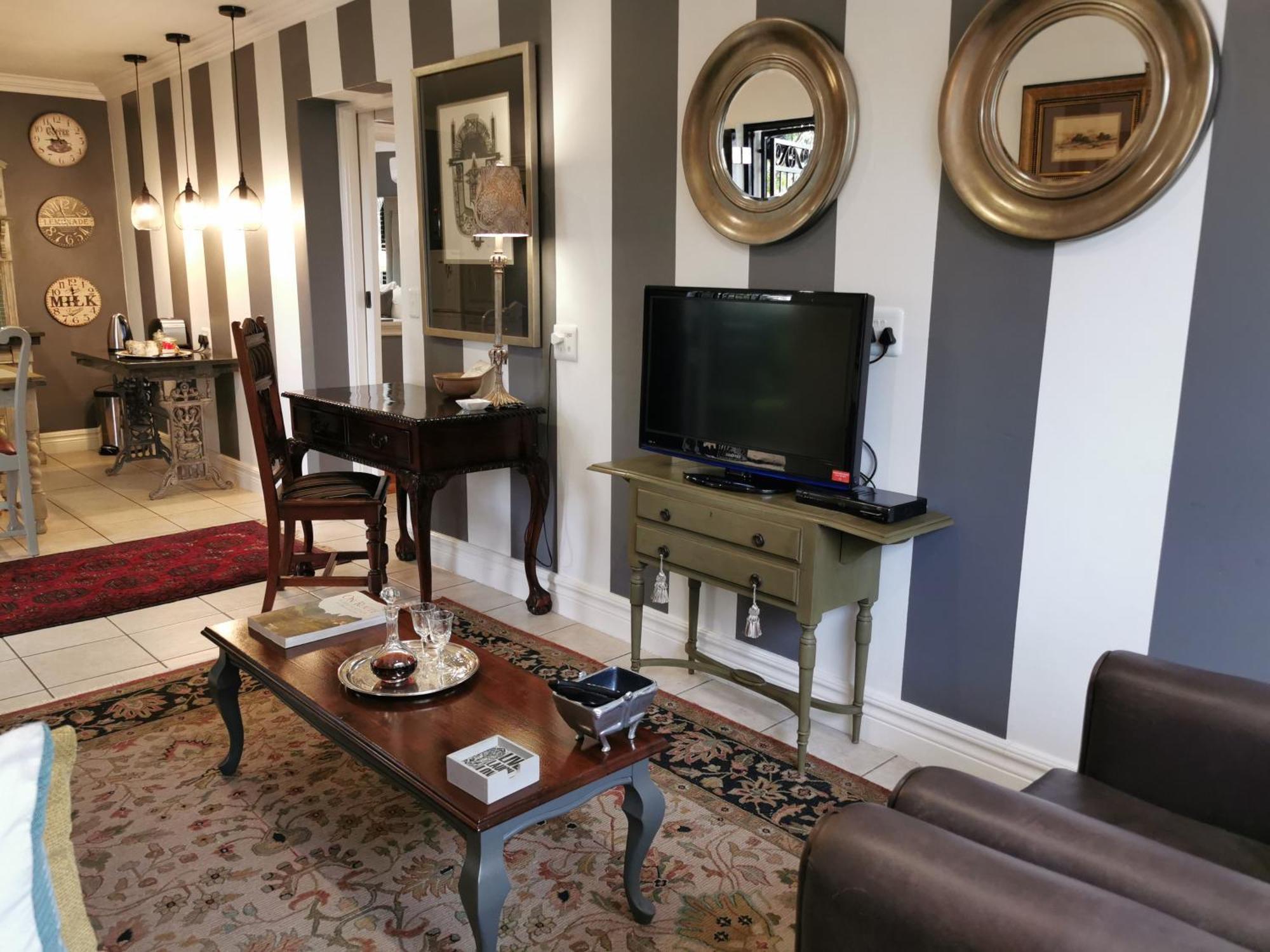 At 98 On Lynburn Guest House Pretoria Bilik gambar