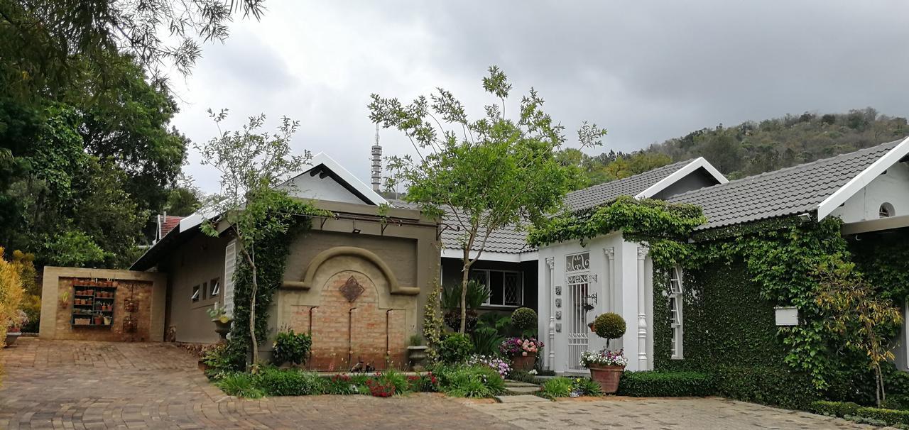 At 98 On Lynburn Guest House Pretoria Luaran gambar